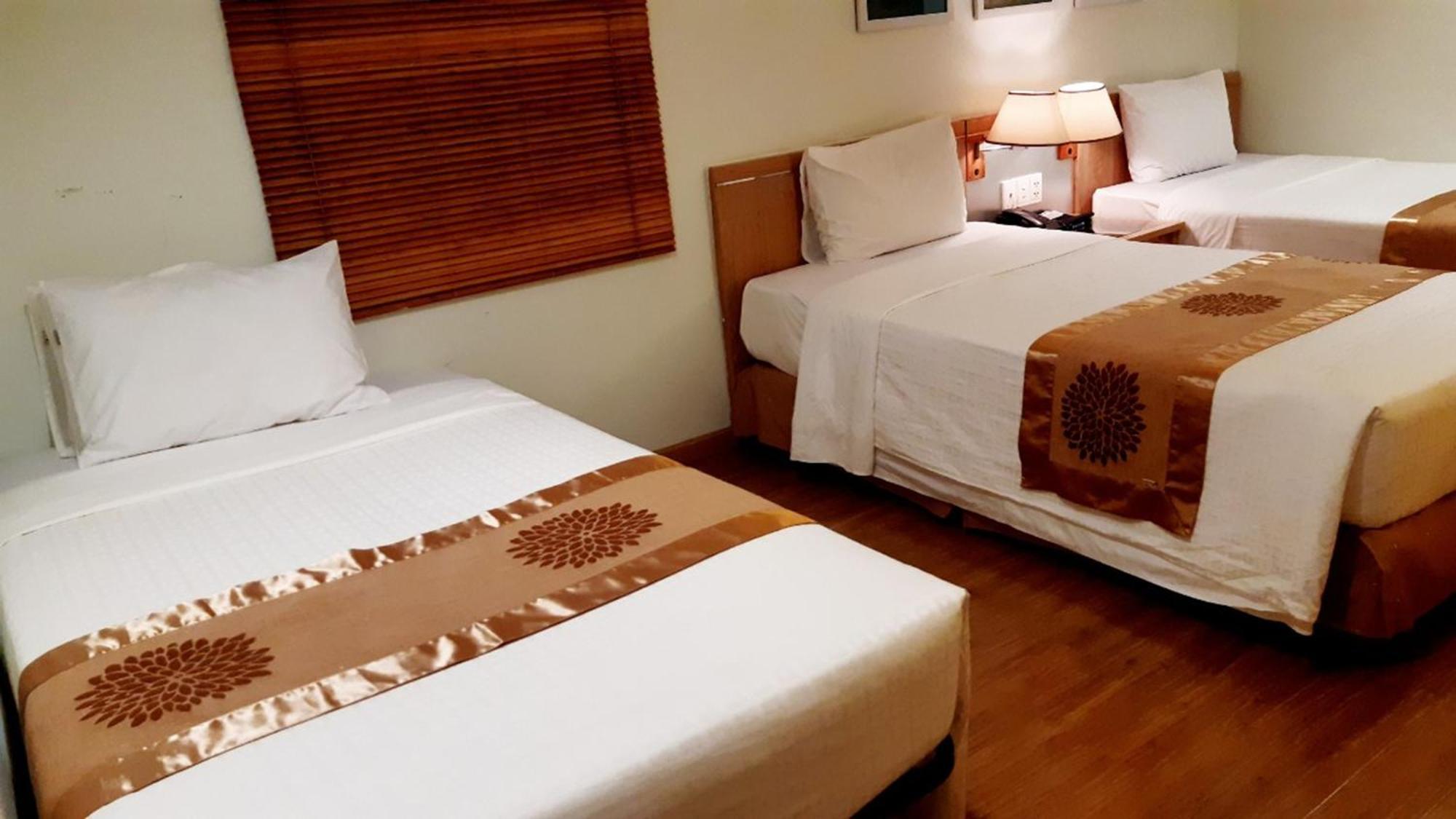 Vien Dong Hotel - Near Bui Vien Walking Street Ho Chi Minh-Byen Eksteriør billede